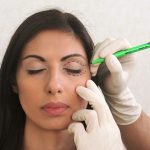 preparazione all'intervento di oftalmoplastica